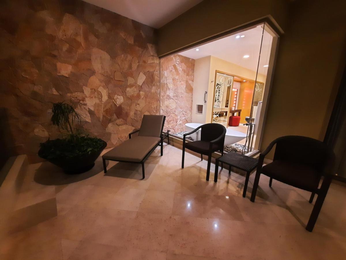 פוארטו ואלארטה Suites At Garza Blanca Preserve Resort & Spa מראה חיצוני תמונה